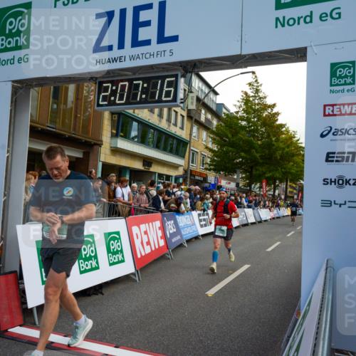 20.09.2026 - PSD Bank Halbmarathon LAZAROV Photography http://msf.ph/oto/10554396 20.09.2026 12:07:15 Ziel 1089, 1368, 1415, 3373, 3493, 3648, 4124, 4637 meine-sportfotos.de