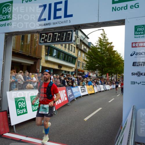 20.09.2026 - PSD Bank Halbmarathon LAZAROV Photography http://msf.ph/oto/10554401 20.09.2026 12:07:16 Ziel 1089, 1368, 1415, 2190, 3493, 3648, 4124, 4637 meine-sportfotos.de