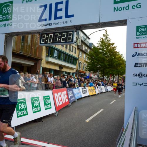 20.09.2026 - PSD Bank Halbmarathon LAZAROV Photography http://msf.ph/oto/10554417 20.09.2026 12:07:23 Ziel 1089, 1376, 1415, 1875, 2190, 2559, 2796, 3352, 3493, 3667, 4124 meine-sportfotos.de