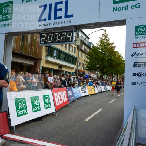20.09.2026 - PSD Bank Halbmarathon LAZAROV Photography http://msf.ph/oto/10554418 20.09.2026 12:07:23 Ziel 1089, 1376, 1415, 1875, 2190, 2559, 2796, 3352, 3493, 3667, 4124 meine-sportfotos.de