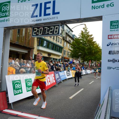 20.09.2026 - PSD Bank Halbmarathon LAZAROV Photography http://msf.ph/oto/10554428 20.09.2026 12:07:28 Ziel 1089, 1376, 1875, 2190, 2559, 2796, 3352, 3493, 3667, 4424 meine-sportfotos.de