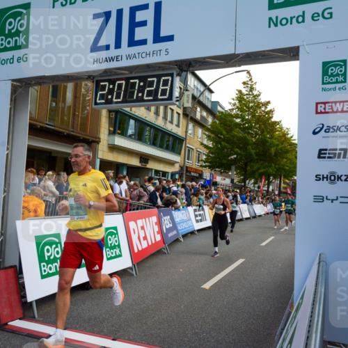 20.09.2026 - PSD Bank Halbmarathon LAZAROV Photography http://msf.ph/oto/10554429 20.09.2026 12:07:28 Ziel 1089, 1376, 1875, 2190, 2559, 2796, 3352, 3493, 3667, 4424 meine-sportfotos.de