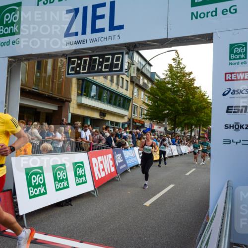 20.09.2026 - PSD Bank Halbmarathon LAZAROV Photography http://msf.ph/oto/10554431 20.09.2026 12:07:28 Ziel 1089, 1376, 1875, 2190, 2559, 2796, 3352, 3493, 3667, 4424 meine-sportfotos.de