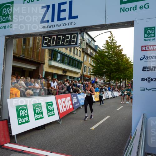 20.09.2026 - PSD Bank Halbmarathon LAZAROV Photography http://msf.ph/oto/10554432 20.09.2026 12:07:28 Ziel 1089, 1376, 1875, 2190, 2559, 2796, 3352, 3493, 3667, 4424 meine-sportfotos.de