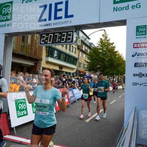 20.09.2026 - PSD Bank Halbmarathon LAZAROV Photography http://msf.ph/oto/10554444 20.09.2026 12:07:32 Ziel 1089, 1376, 1522, 1622, 1875, 2190, 2559, 2652, 2796, 3352, 3667, 4424 meine-sportfotos.de