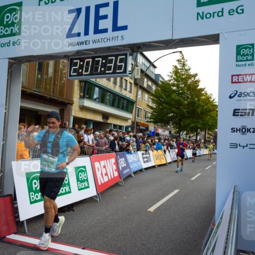 20.09.2026 - PSD Bank Halbmarathon LAZAROV Photography http://msf.ph/oto/10554456 20.09.2026 12:07:35 Ziel 1376, 1522, 1622, 1875, 1968, 2559, 2652, 2796, 3352, 3667, 4424 meine-sportfotos.de