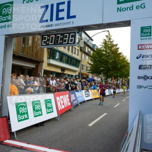 20.09.2026 - PSD Bank Halbmarathon LAZAROV Photography http://msf.ph/oto/10554460 20.09.2026 12:07:35 Ziel 1376, 1522, 1622, 1875, 1968, 2559, 2652, 2796, 3352, 3667, 4424 meine-sportfotos.de