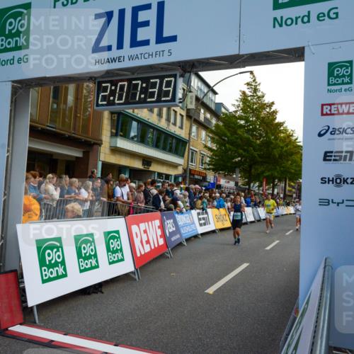 20.09.2026 - PSD Bank Halbmarathon LAZAROV Photography http://msf.ph/oto/10554465 20.09.2026 12:07:38 Ziel 1376, 1522, 1622, 1875, 1968, 2652, 2796, 3352, 3378, 3667, 4424 meine-sportfotos.de