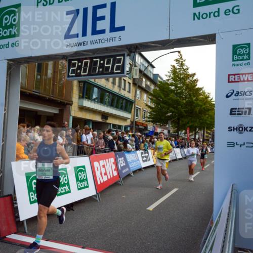 20.09.2026 - PSD Bank Halbmarathon LAZAROV Photography http://msf.ph/oto/10554469 20.09.2026 12:07:41 Ziel 1522, 1600, 1622, 1705, 1968, 2652, 2796, 3378, 4424 meine-sportfotos.de