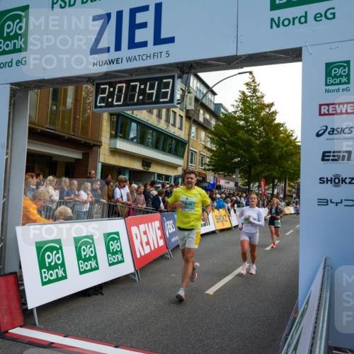 20.09.2026 - PSD Bank Halbmarathon LAZAROV Photography http://msf.ph/oto/10554475 20.09.2026 12:07:42 Ziel 1522, 1600, 1622, 1705, 1968, 2652, 3378, 4424 meine-sportfotos.de
