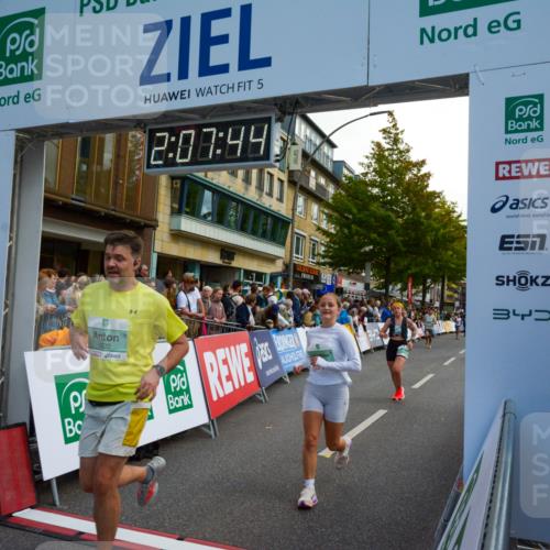 20.09.2026 - PSD Bank Halbmarathon LAZAROV Photography http://msf.ph/oto/10554477 20.09.2026 12:07:43 Ziel 1522, 1600, 1622, 1705, 1968, 2652, 3219, 3378, 4424 meine-sportfotos.de