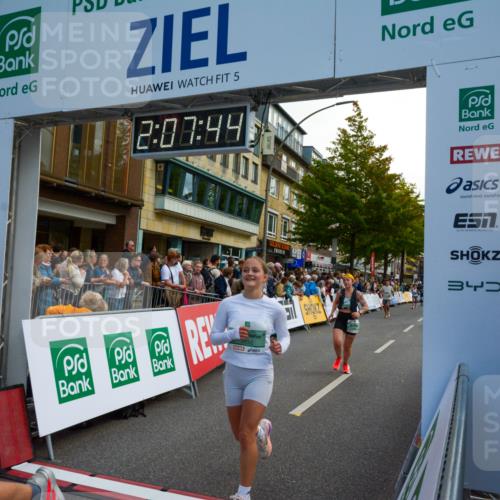 20.09.2026 - PSD Bank Halbmarathon LAZAROV Photography http://msf.ph/oto/10554479 20.09.2026 12:07:43 Ziel 1522, 1600, 1622, 1705, 1968, 2652, 3219, 3378, 4424 meine-sportfotos.de