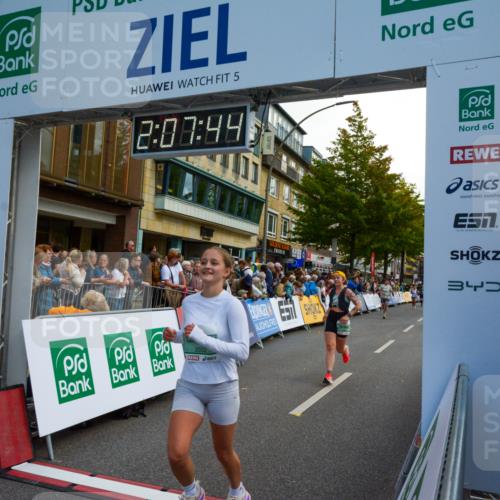 20.09.2026 - PSD Bank Halbmarathon LAZAROV Photography http://msf.ph/oto/10554480 20.09.2026 12:07:43 Ziel 1522, 1600, 1622, 1705, 1968, 2652, 3219, 3378, 4424 meine-sportfotos.de