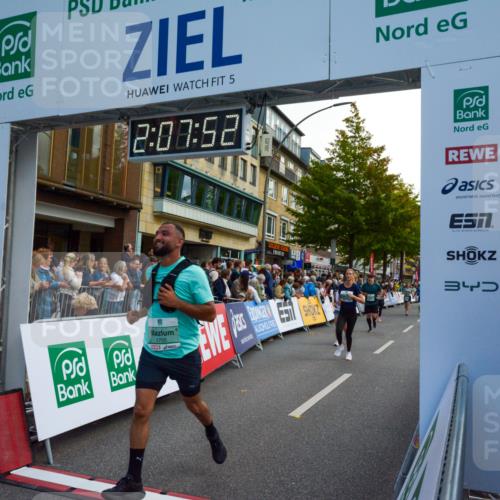 20.09.2026 - PSD Bank Halbmarathon LAZAROV Photography http://msf.ph/oto/10554497 20.09.2026 12:07:51 Ziel 1238, 1600, 1705, 1968, 2173, 2499, 3219, 3378, 3486, 3487, 4502, 4776 meine-sportfotos.de