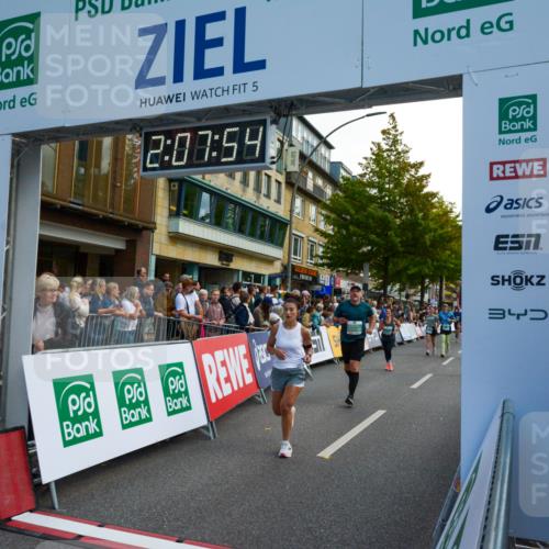 20.09.2026 - PSD Bank Halbmarathon LAZAROV Photography http://msf.ph/oto/10554508 20.09.2026 12:07:54 Ziel 1238, 1600, 1705, 2173, 2499, 3219, 3378, 3486, 3487, 4502, 4776 meine-sportfotos.de