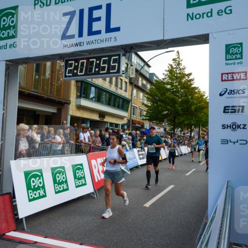 20.09.2026 - PSD Bank Halbmarathon LAZAROV Photography http://msf.ph/oto/10554510 20.09.2026 12:07:54 Ziel 1238, 1600, 1705, 2173, 2499, 3219, 3378, 3486, 3487, 4502, 4776 meine-sportfotos.de