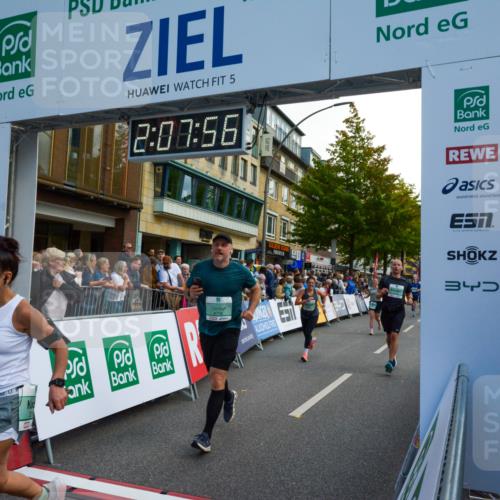 20.09.2026 - PSD Bank Halbmarathon LAZAROV Photography http://msf.ph/oto/10554514 20.09.2026 12:07:55 Ziel 1238, 1600, 1705, 2173, 2499, 3219, 3378, 3486, 3487, 4502, 4776 meine-sportfotos.de