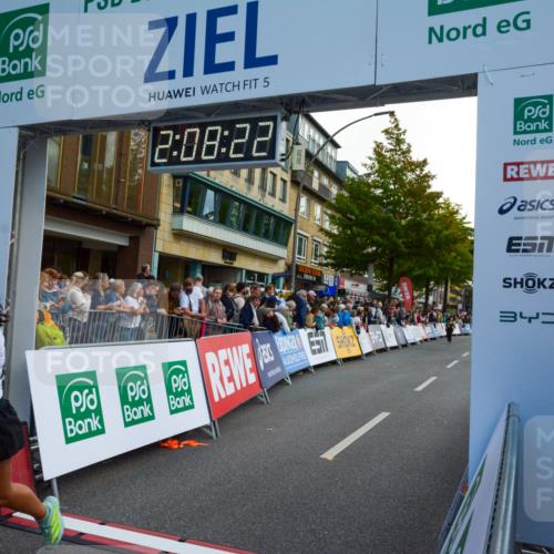 20.09.2026 - PSD Bank Halbmarathon LAZAROV Photography http://msf.ph/oto/10554582 20.09.2026 12:08:22 Ziel 2298, 2340, 2905 meine-sportfotos.de