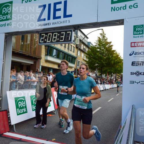20.09.2026 - PSD Bank Halbmarathon LAZAROV Photography http://msf.ph/oto/10554587 20.09.2026 12:08:36 Ziel 1229, 2478, 2522, 2941, 4613 meine-sportfotos.de