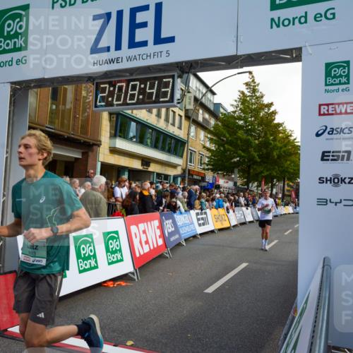 20.09.2026 - PSD Bank Halbmarathon LAZAROV Photography http://msf.ph/oto/10554595 20.09.2026 12:08:42 Ziel 1229, 2478, 2522, 2941, 4511, 4613 meine-sportfotos.de