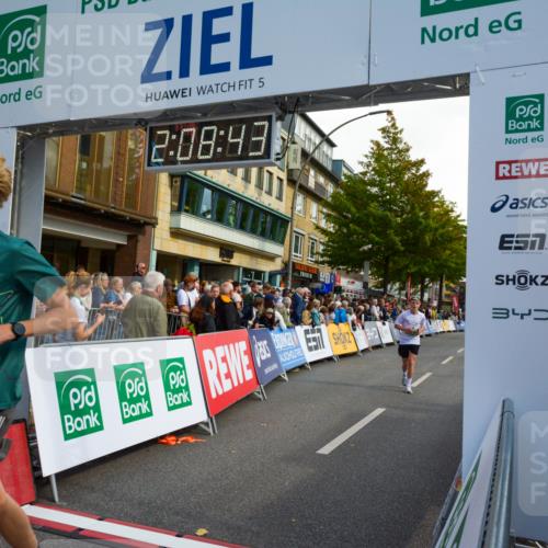 20.09.2026 - PSD Bank Halbmarathon LAZAROV Photography http://msf.ph/oto/10554596 20.09.2026 12:08:43 Ziel 2478, 2522, 4511, 4613 meine-sportfotos.de