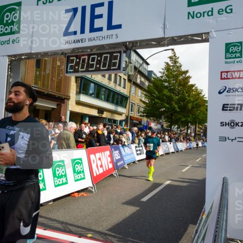 20.09.2026 - PSD Bank Halbmarathon LAZAROV Photography http://msf.ph/oto/10554617 20.09.2026 12:09:02 Ziel 1290, 1534, 2188, 2621, 3250, 3279, 3690, 4046 meine-sportfotos.de