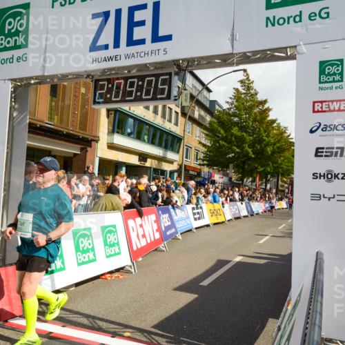 20.09.2026 - PSD Bank Halbmarathon LAZAROV Photography http://msf.ph/oto/10554621 20.09.2026 12:09:05 Ziel 1066, 1290, 1534, 1945, 2188, 2621, 3250, 3279, 3432, 3690, 4046 meine-sportfotos.de
