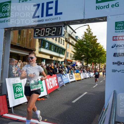 20.09.2026 - PSD Bank Halbmarathon LAZAROV Photography http://msf.ph/oto/10554656 20.09.2026 12:09:20 Ziel 1065, 1066, 1176, 1945, 2405, 3432, 3658, 3813, 4064, 4233, 4234, 4240, 4559 meine-sportfotos.de