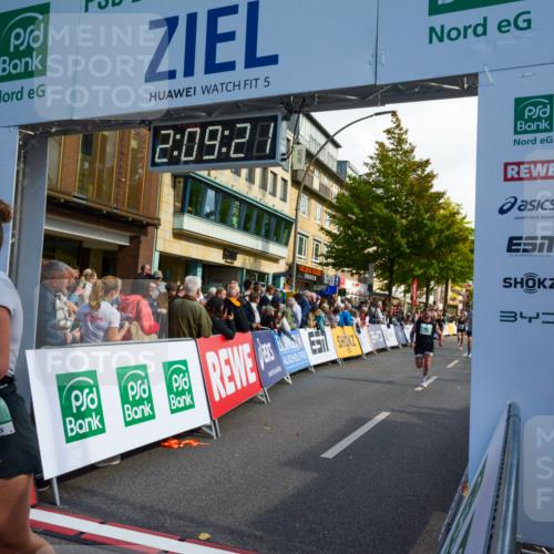 20.09.2026 - PSD Bank Halbmarathon LAZAROV Photography http://msf.ph/oto/10554658 20.09.2026 12:09:21 Ziel 1065, 1066, 1176, 1945, 2405, 3432, 3658, 3813, 4064, 4233, 4234, 4240, 4559, 4563 meine-sportfotos.de
