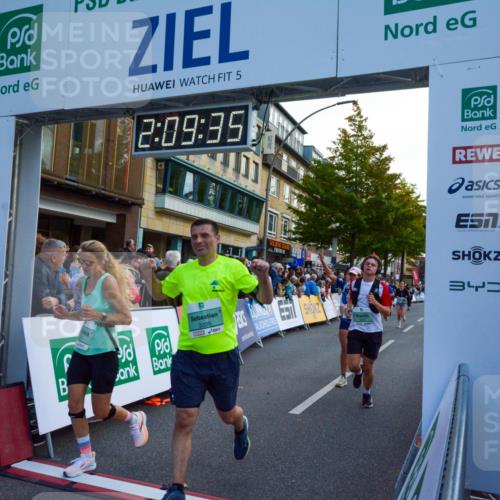 20.09.2026 - PSD Bank Halbmarathon LAZAROV Photography http://msf.ph/oto/10554689 20.09.2026 12:09:35 Ziel 1031, 1167, 1176, 2025, 2198, 2526, 3137, 3339, 3813, 3816, 4030, 4233, 4234, 4563 meine-sportfotos.de