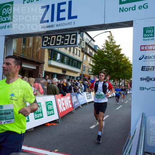 20.09.2026 - PSD Bank Halbmarathon LAZAROV Photography http://msf.ph/oto/10554692 20.09.2026 12:09:35 Ziel 1031, 1167, 1176, 2025, 2198, 2526, 3137, 3339, 3813, 3816, 4030, 4233, 4234, 4563 meine-sportfotos.de