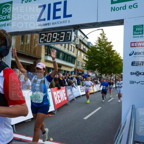 20.09.2026 - PSD Bank Halbmarathon LAZAROV Photography http://msf.ph/oto/10554697 20.09.2026 12:09:36 Ziel 1031, 1167, 1176, 1923, 2004, 2025, 2198, 2526, 3137, 3339, 3813, 3816, 4030, 4233, 4234, 4563 meine-sportfotos.de