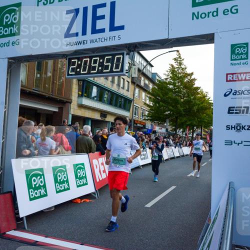 20.09.2026 - PSD Bank Halbmarathon LAZAROV Photography http://msf.ph/oto/10554735 20.09.2026 12:09:49 Ziel 1772, 1923, 2004, 2018, 2434, 2599, 4185, 4196, 4703, 4715 meine-sportfotos.de