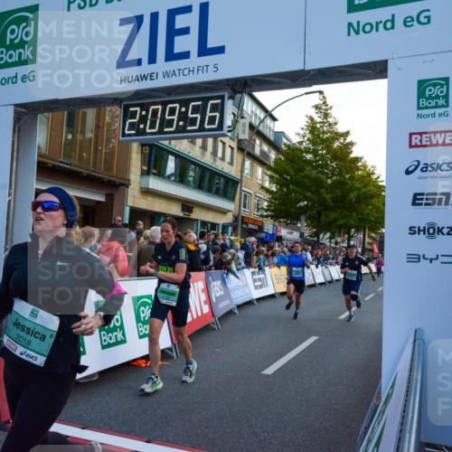 20.09.2026 - PSD Bank Halbmarathon LAZAROV Photography http://msf.ph/oto/10554758 20.09.2026 12:09:55 Ziel 1180, 1772, 2018, 2434, 2497, 2599, 2667, 4185, 4196, 4397, 4703, 4715 meine-sportfotos.de