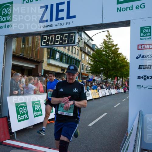 20.09.2026 - PSD Bank Halbmarathon LAZAROV Photography http://msf.ph/oto/10554764 20.09.2026 12:09:57 Ziel 1180, 1942, 2018, 2278, 2434, 2497, 2599, 2667, 3338, 4196, 4397, 4703, 4715 meine-sportfotos.de