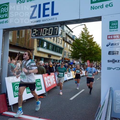 20.09.2026 - PSD Bank Halbmarathon LAZAROV Photography http://msf.ph/oto/10554782 20.09.2026 12:10:07 Ziel 1075, 1076, 1179, 1180, 1942, 2278, 2497, 2667, 2826, 2963, 3338, 3897, 4301, 4397, 4490 meine-sportfotos.de