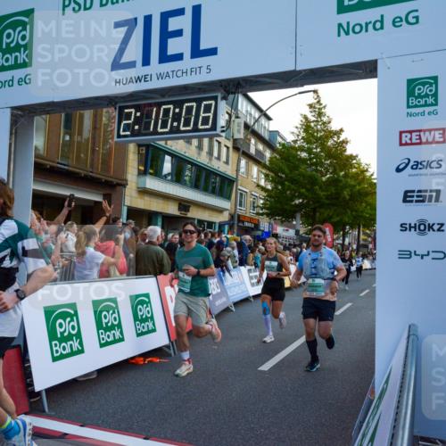 20.09.2026 - PSD Bank Halbmarathon LAZAROV Photography http://msf.ph/oto/10554784 20.09.2026 12:10:07 Ziel 1075, 1076, 1179, 1180, 1942, 2278, 2497, 2667, 2826, 2963, 3338, 3897, 4301, 4397, 4490 meine-sportfotos.de