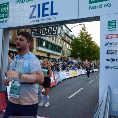 20.09.2026 - PSD Bank Halbmarathon LAZAROV Photography http://msf.ph/oto/10554791 20.09.2026 12:10:08 Ziel 1075, 1076, 1179, 1180, 1942, 2278, 2497, 2667, 2826, 2963, 3338, 3897, 4301, 4397, 4490 meine-sportfotos.de