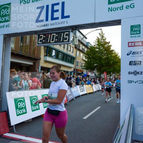 20.09.2026 - PSD Bank Halbmarathon LAZAROV Photography http://msf.ph/oto/10554804 20.09.2026 12:10:15 Ziel 1075, 1076, 1179, 1878, 2163, 2826, 2963, 3338, 3391, 3742, 3897, 4301, 4490 meine-sportfotos.de
