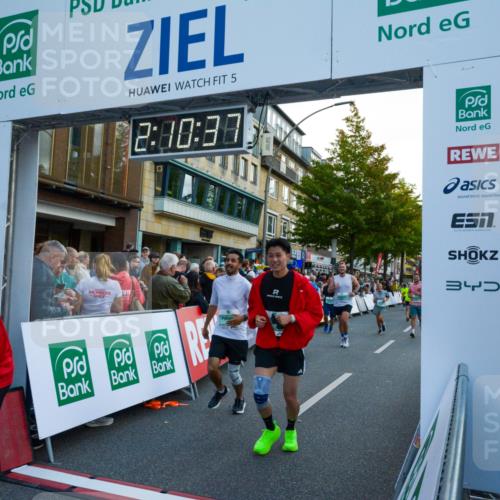 20.09.2026 - PSD Bank Halbmarathon LAZAROV Photography http://msf.ph/oto/10554853 20.09.2026 12:10:36 Ziel 1037, 1303, 1984, 2767, 2768, 3410, 3472, 3829, 4024, 4083, 4316, 4328, 4611 meine-sportfotos.de