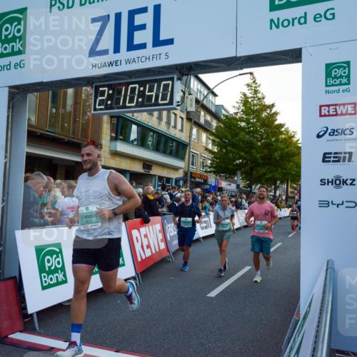 20.09.2026 - PSD Bank Halbmarathon LAZAROV Photography http://msf.ph/oto/10554862 20.09.2026 12:10:39 Ziel 1037, 1303, 1984, 2072, 2767, 2768, 3122, 3410, 3472, 3829, 4024, 4083, 4316, 4328, 4611, 4701 meine-sportfotos.de