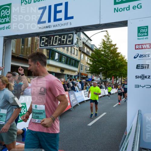 20.09.2026 - PSD Bank Halbmarathon LAZAROV Photography http://msf.ph/oto/10554872 20.09.2026 12:10:41 Ziel 1037, 1303, 1984, 2072, 2767, 2768, 3122, 3410, 3472, 3829, 4024, 4083, 4316, 4328, 4611, 4701 meine-sportfotos.de