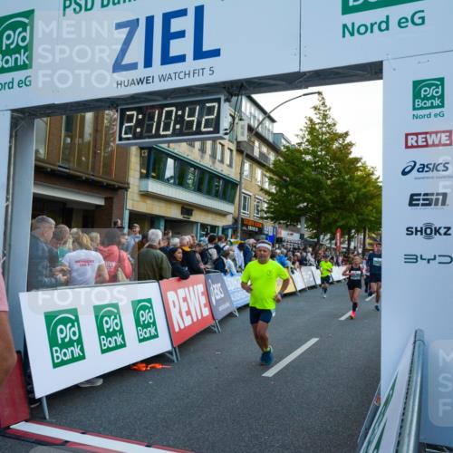 20.09.2026 - PSD Bank Halbmarathon LAZAROV Photography http://msf.ph/oto/10554874 20.09.2026 12:10:41 Ziel 1037, 1303, 1984, 2072, 2767, 2768, 3122, 3410, 3472, 3829, 4024, 4083, 4316, 4328, 4611, 4701 meine-sportfotos.de