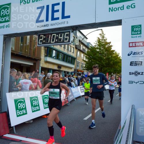 20.09.2026 - PSD Bank Halbmarathon LAZAROV Photography http://msf.ph/oto/10554883 20.09.2026 12:10:44 Ziel 1037, 1303, 1569, 1984, 2072, 2767, 2768, 3122, 3410, 3472, 3475, 3829, 4024, 4083, 4186, 4530, 4701 meine-sportfotos.de