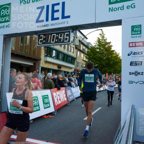 20.09.2026 - PSD Bank Halbmarathon LAZAROV Photography http://msf.ph/oto/10554885 20.09.2026 12:10:44 Ziel 1037, 1303, 1569, 1984, 2072, 2767, 2768, 3122, 3410, 3472, 3475, 3829, 4024, 4083, 4186, 4530, 4701 meine-sportfotos.de