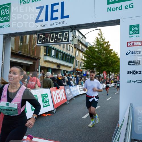 20.09.2026 - PSD Bank Halbmarathon LAZAROV Photography http://msf.ph/oto/10554900 20.09.2026 12:10:49 Ziel 1037, 1303, 1569, 2072, 3122, 3344, 3396, 3472, 3475, 3680, 3829, 3877, 4024, 4083, 4186, 4530, 4701 meine-sportfotos.de