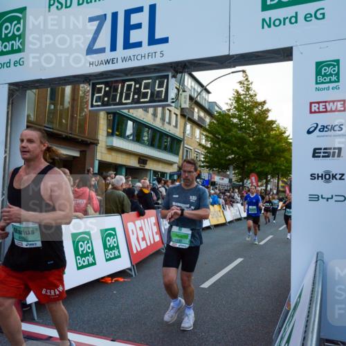 20.09.2026 - PSD Bank Halbmarathon LAZAROV Photography http://msf.ph/oto/10554906 20.09.2026 12:10:54 Ziel 1569, 1756, 2072, 2335, 2359, 3122, 3344, 3396, 3405, 3475, 3680, 3752, 3877, 4186, 4530, 4701 meine-sportfotos.de