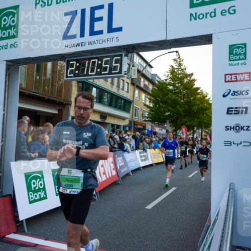 20.09.2026 - PSD Bank Halbmarathon LAZAROV Photography http://msf.ph/oto/10554909 20.09.2026 12:10:54 Ziel 1569, 1756, 2072, 2335, 2359, 3122, 3344, 3396, 3405, 3475, 3680, 3752, 3877, 4186, 4530, 4701 meine-sportfotos.de