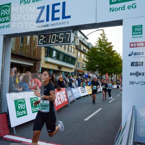 20.09.2026 - PSD Bank Halbmarathon LAZAROV Photography http://msf.ph/oto/10554915 20.09.2026 12:10:56 Ziel 1569, 1756, 2335, 2359, 2610, 3122, 3344, 3396, 3405, 3475, 3680, 3752, 3877, 4186, 4401, 4402, 4530 meine-sportfotos.de