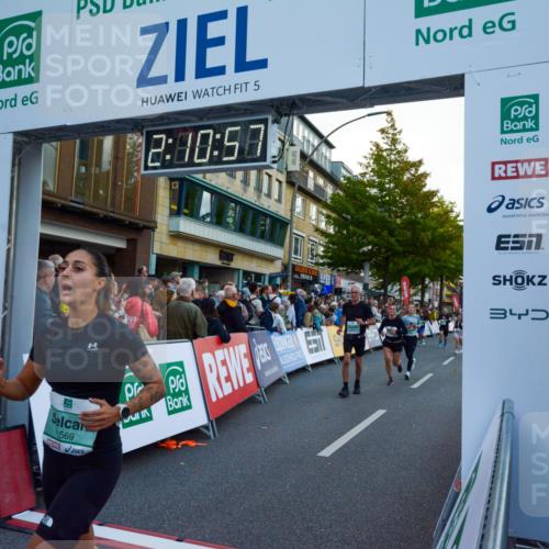 20.09.2026 - PSD Bank Halbmarathon LAZAROV Photography http://msf.ph/oto/10554916 20.09.2026 12:10:56 Ziel 1569, 1756, 2335, 2359, 2610, 3122, 3344, 3396, 3405, 3475, 3680, 3752, 3877, 4186, 4401, 4402, 4530 meine-sportfotos.de